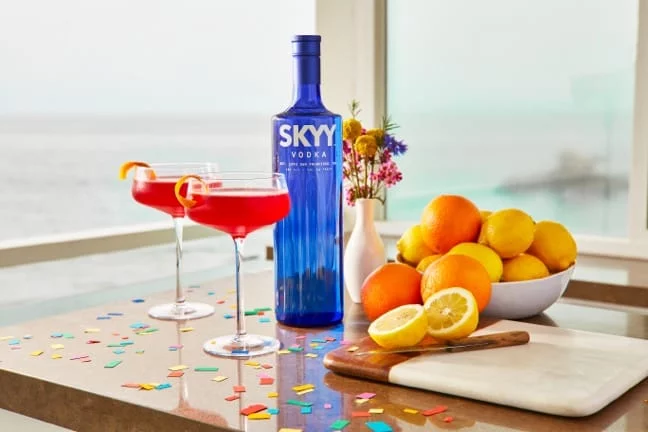 cocktail-camping-out-cosmo-card