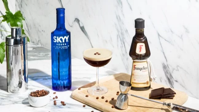 cocktail-hazelnut-espresso-martini-card
